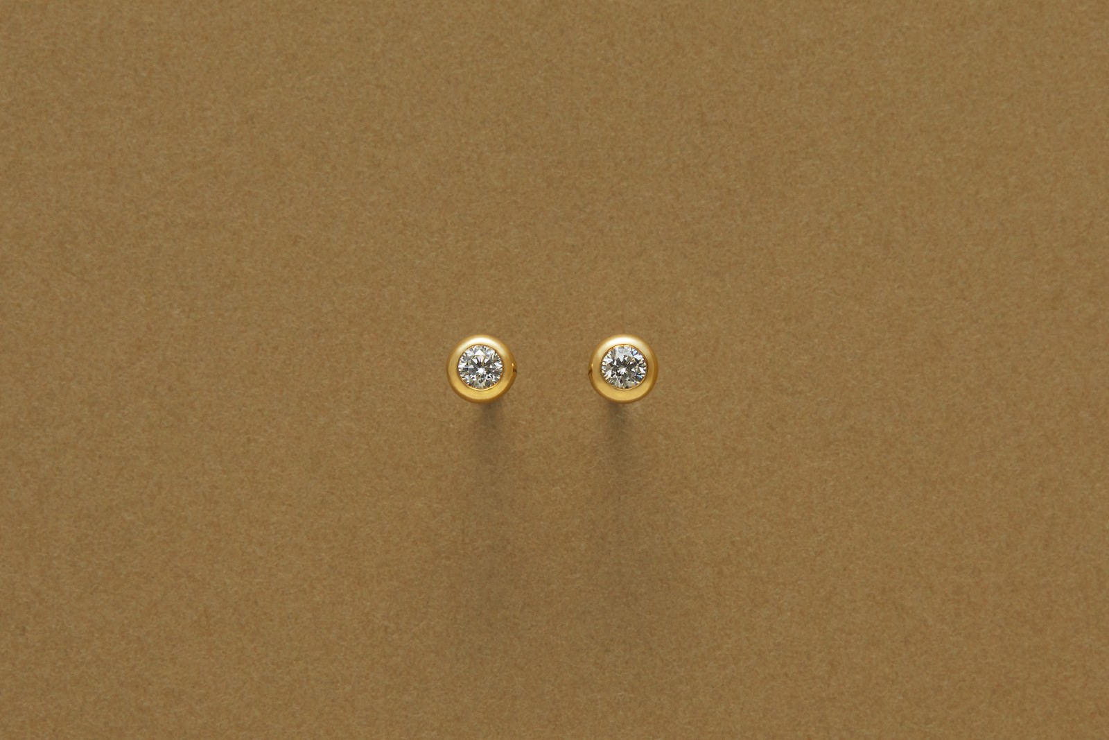 Honesty Aura Gold｜Baqless 日本公式サイト