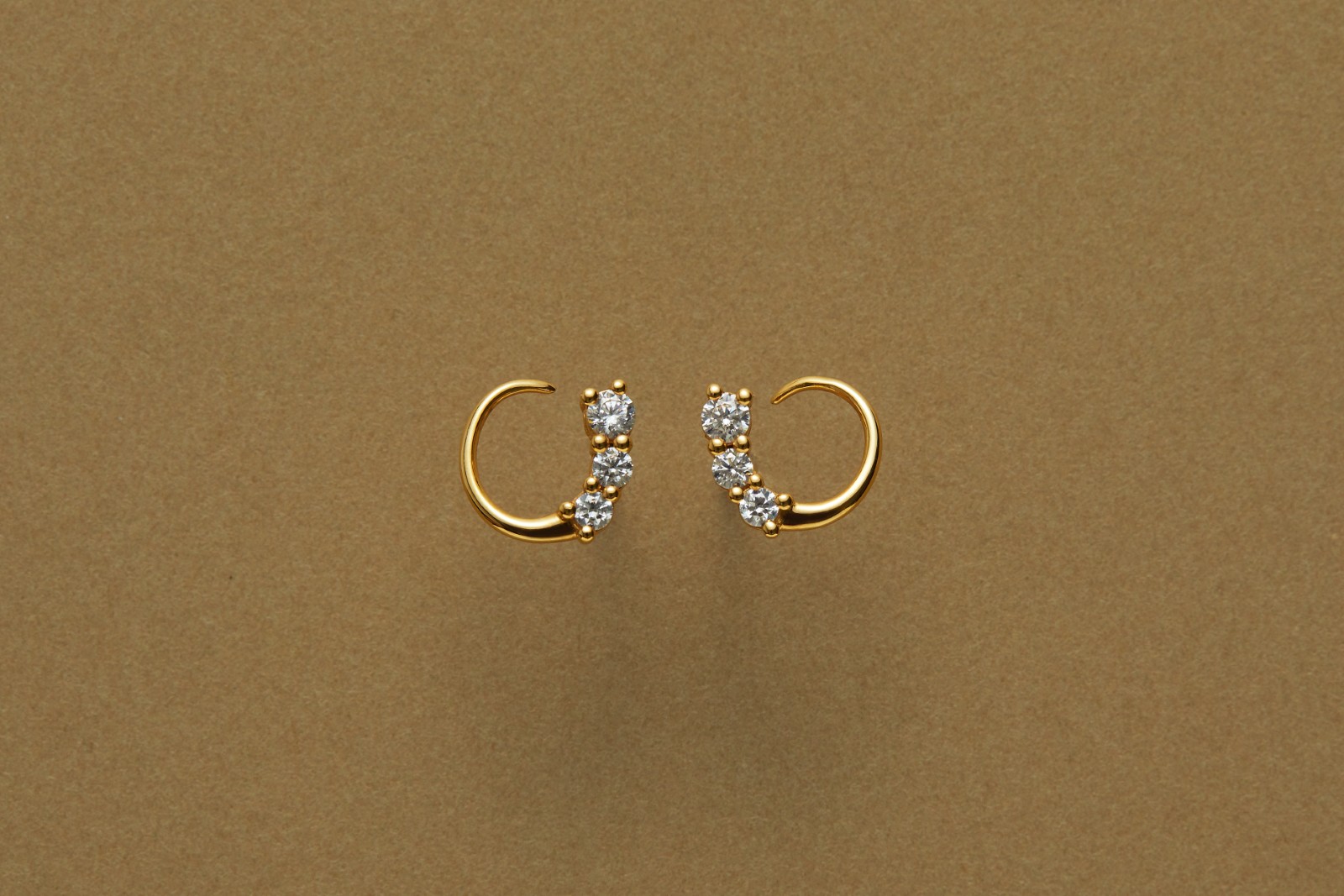 Honesty Twist Gold ｜Baqless 日本公式サイト