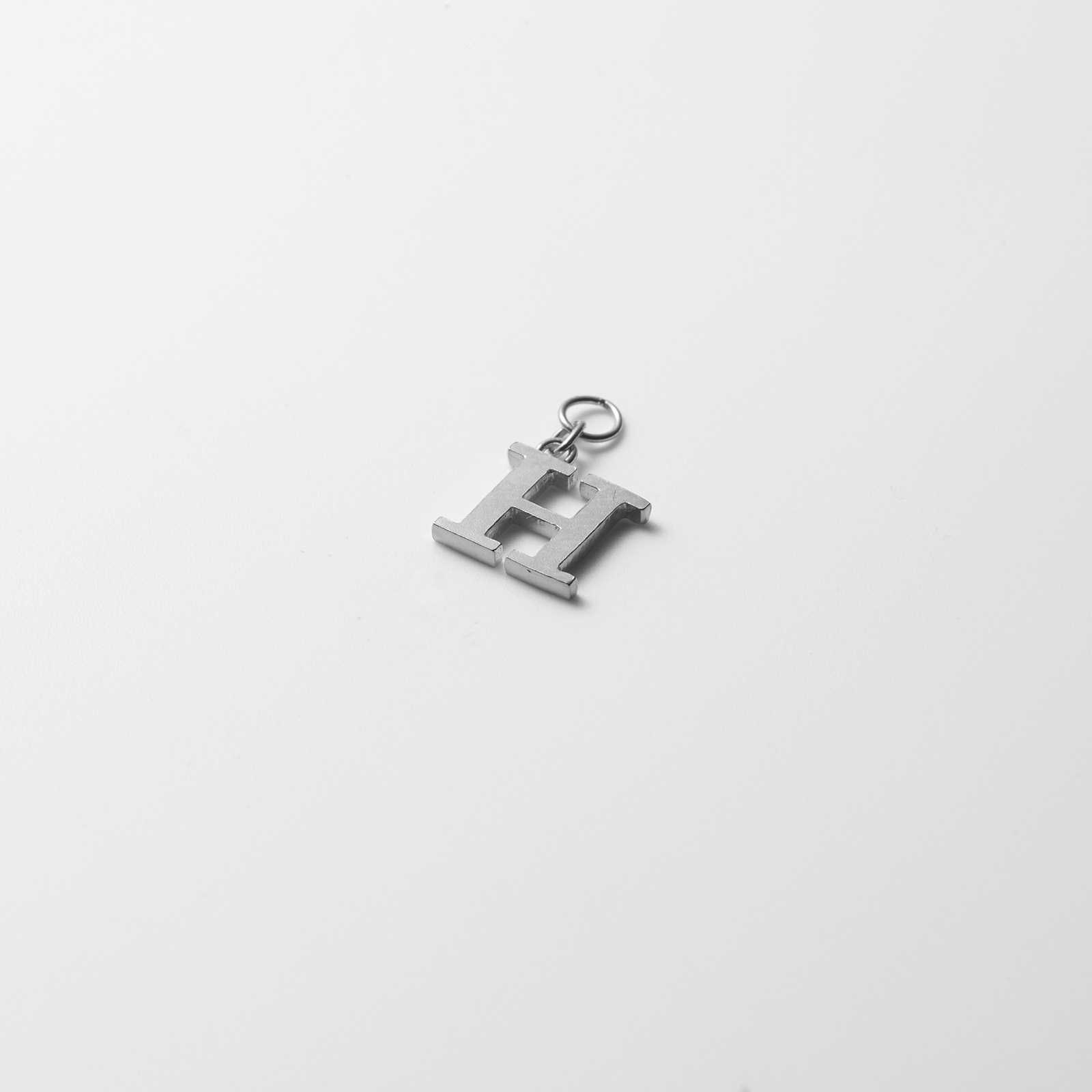 Ludique Lettres H Gold / Silver