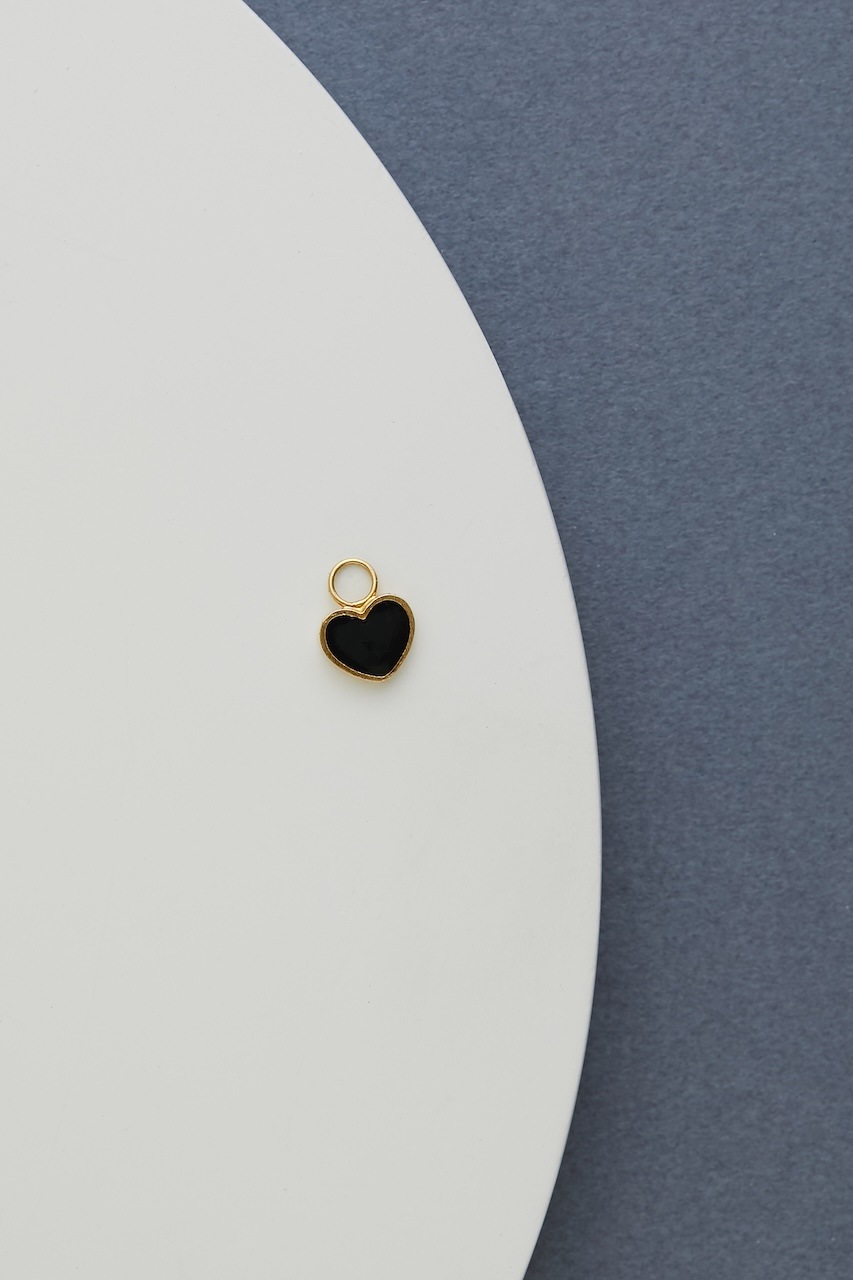 【NEW ARRIVAL】Ludique Noir Heart Gold