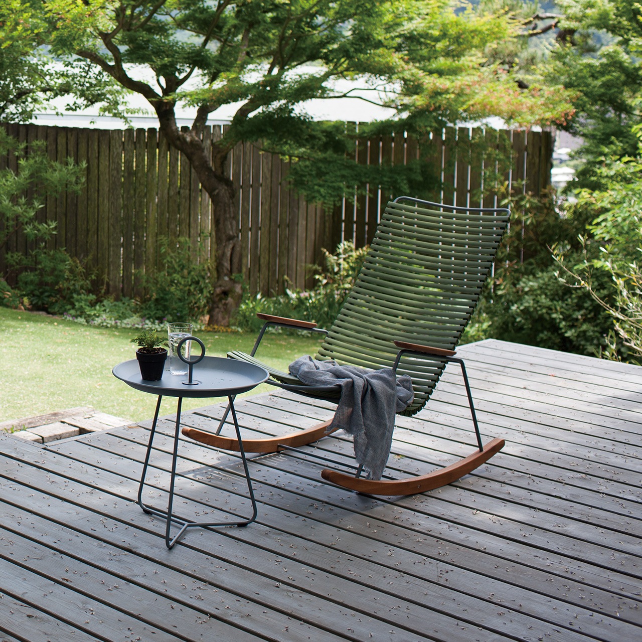 クリック ロッキングチェア | HOUE OUTDOOR | 植木鉢・テラコッタと