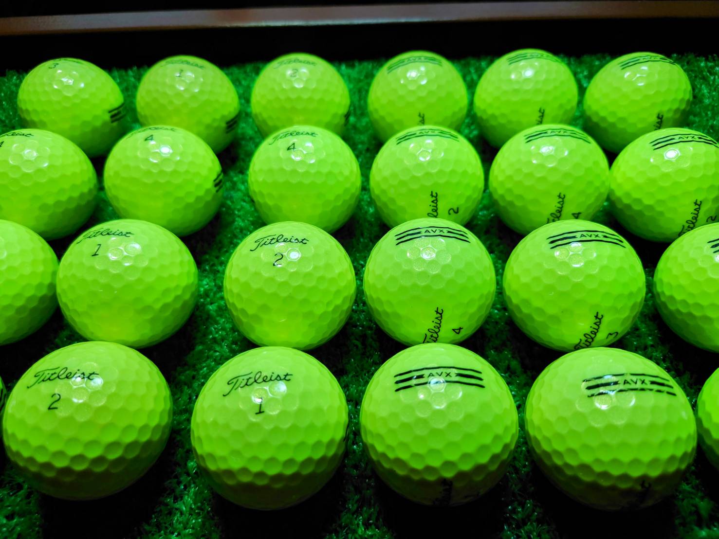 タイトリスト AVX イエロー　２０２４年　24球【品質★★★】