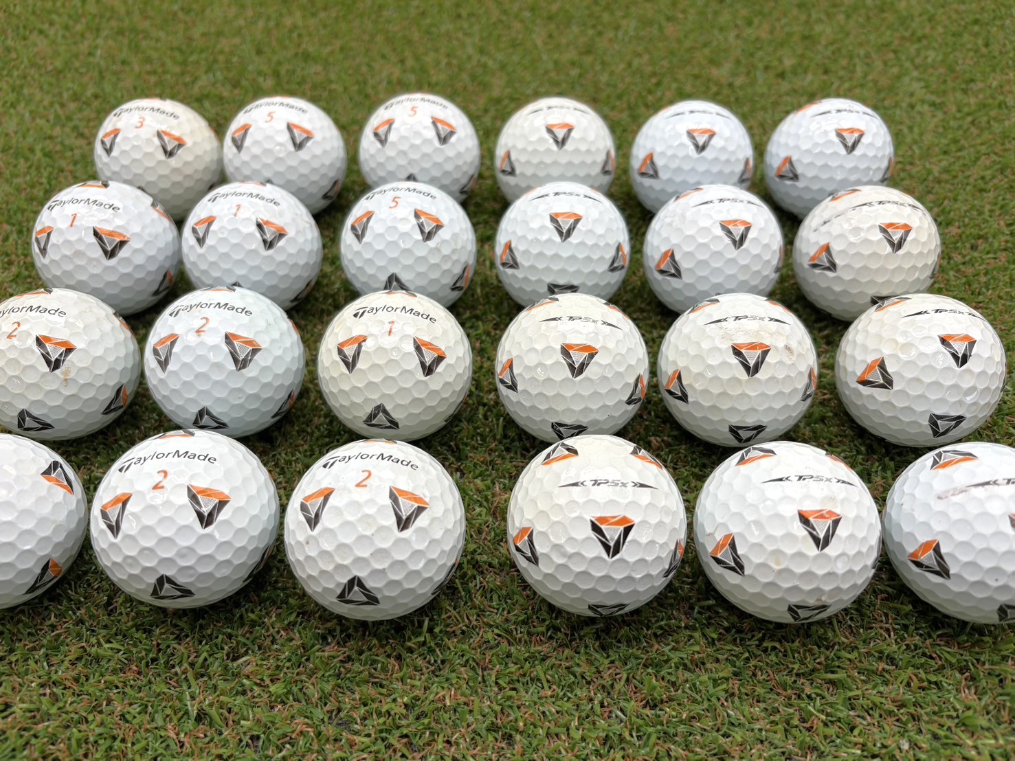 TAYLOR MADE   TP5x Pix（21年）24球【品質★★★～★★】