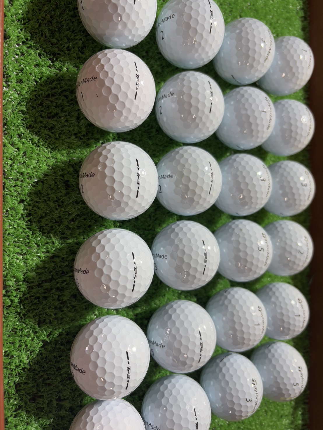 TAYLOR MADE   TP５ 2024年 24球【品質★★★】