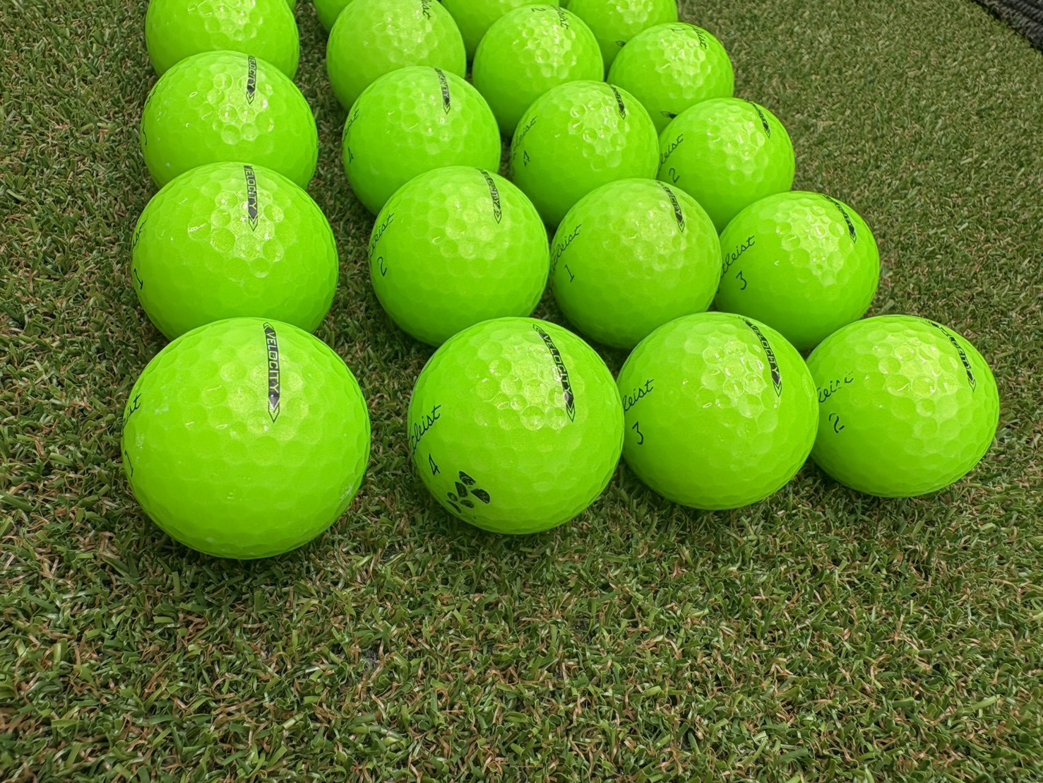 タイトリスト ヴェロシティ 24球　グリーン【品質★★★～★★】