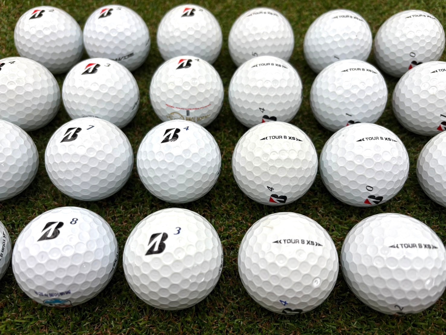 BRIDGESTONE TOUR B XS(22年)24球【品質★★★】