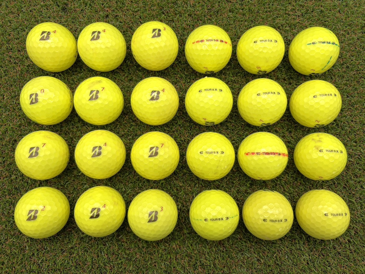 ブリヂストン TOUR B X 24年(カラー)24球【品質★★】