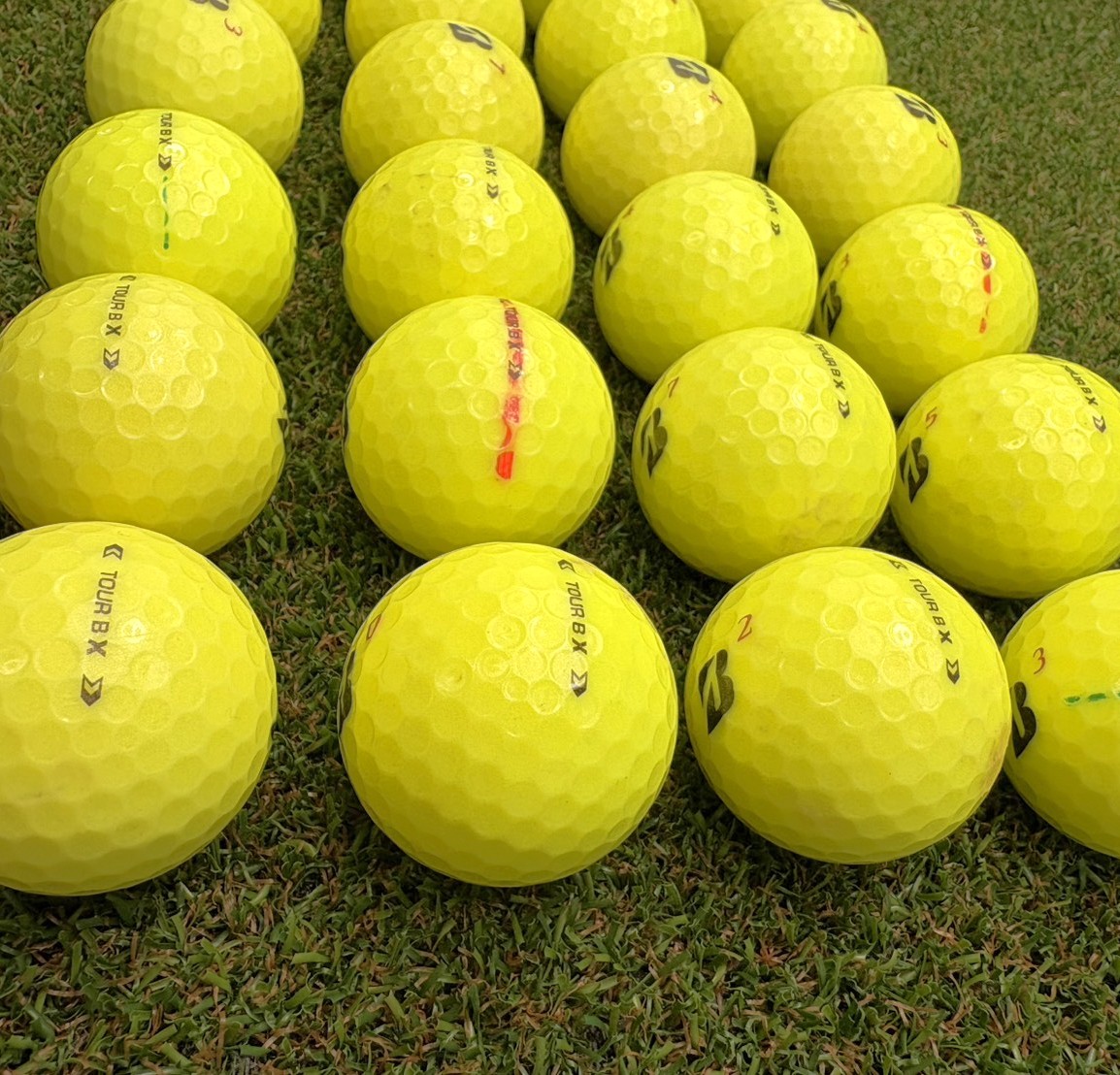 ブリヂストン TOUR B X 24年(カラー)24球【品質★★】