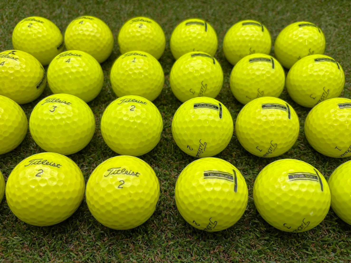 タイトリスト  TOURSOFT 2024年 24球 黄色【品質★★★～★★】