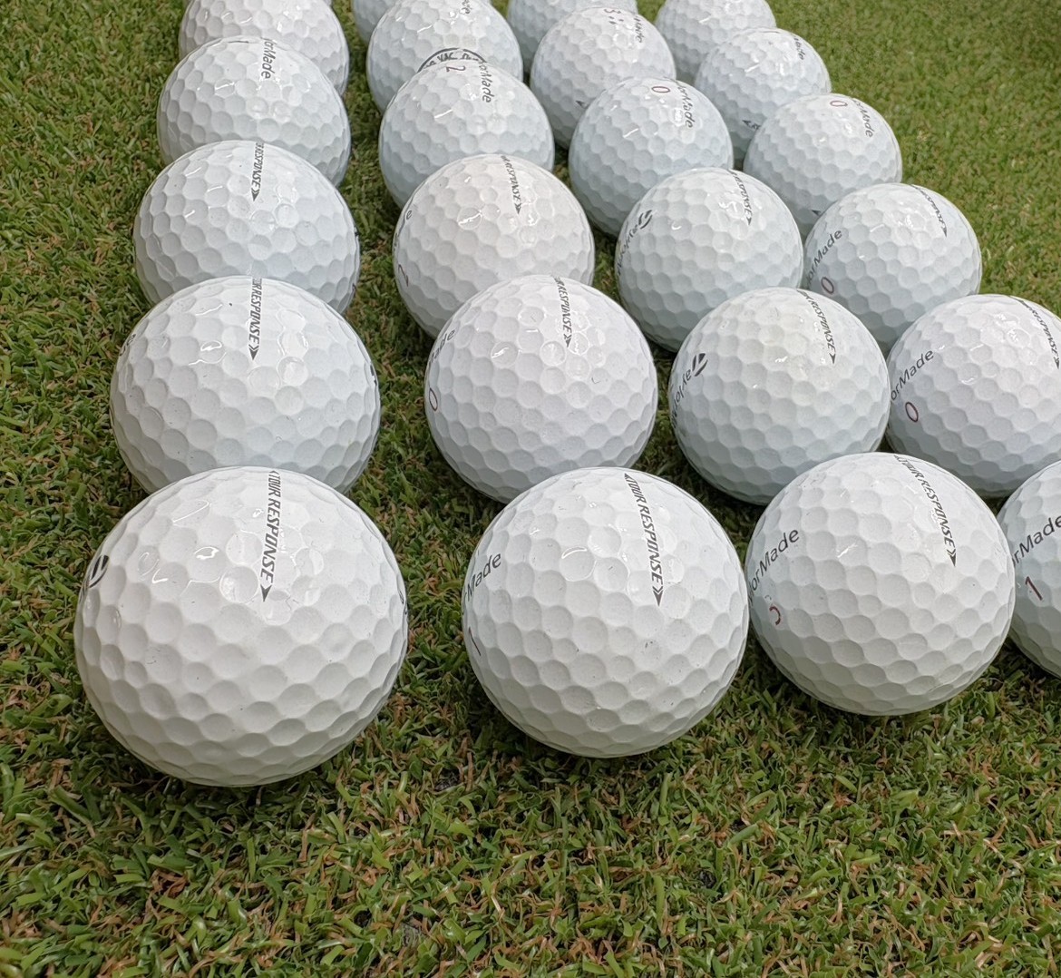 テーラーメイド TOUR RESPONSE 年代混合 白色 24球【品質★★★~★★】