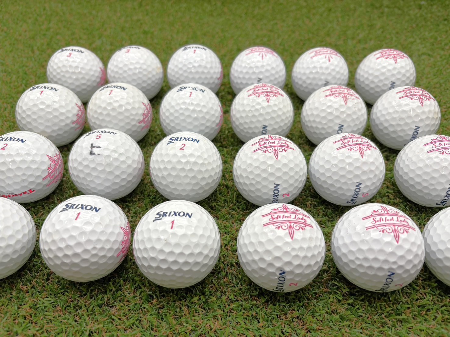 SRIXON　SoftfeelLady　年代混合 白色 24球【品質★★★～★★】