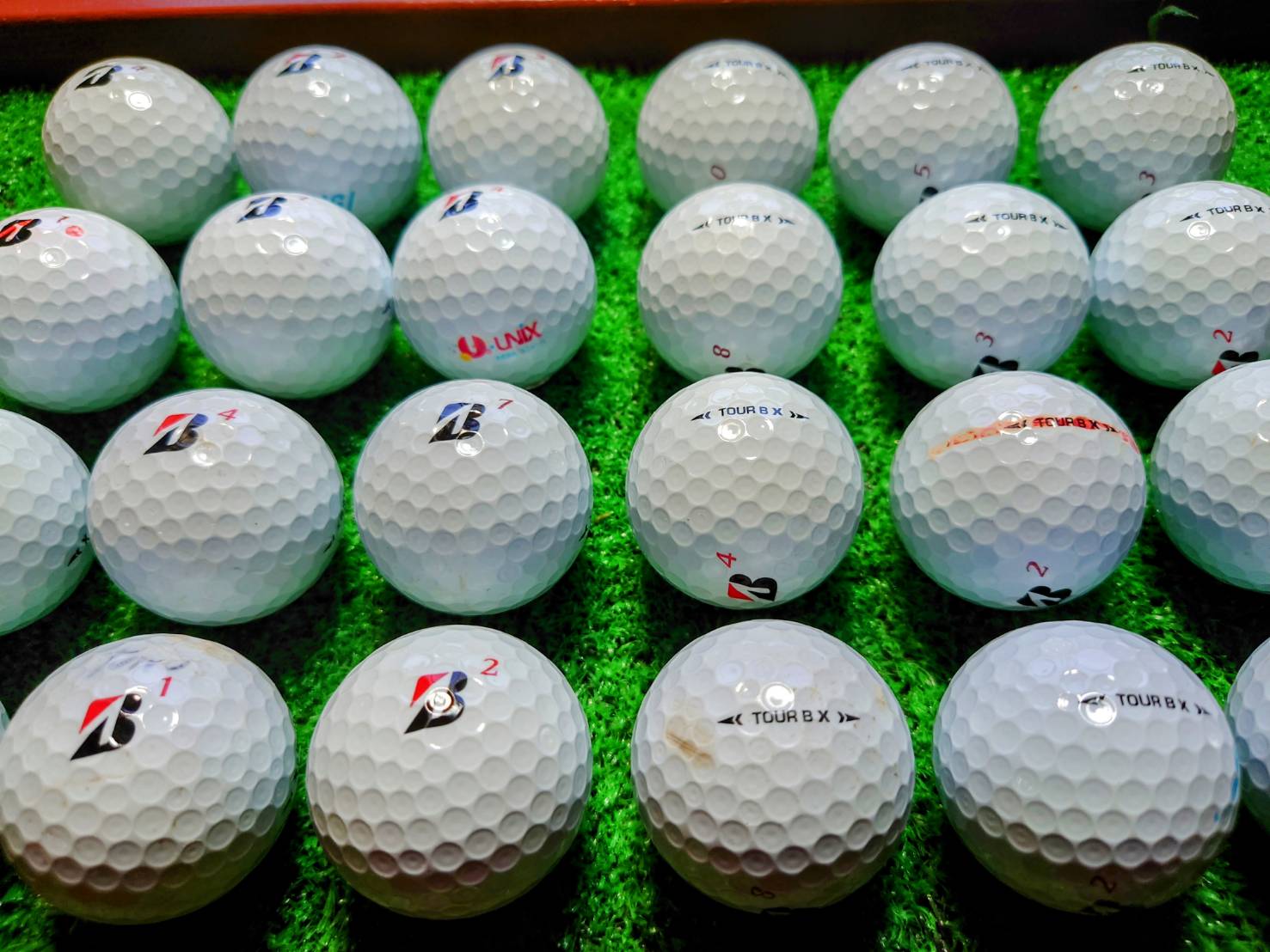 ブリヂストン TOUR B X  (22年) 24球 　特価【品質★★】