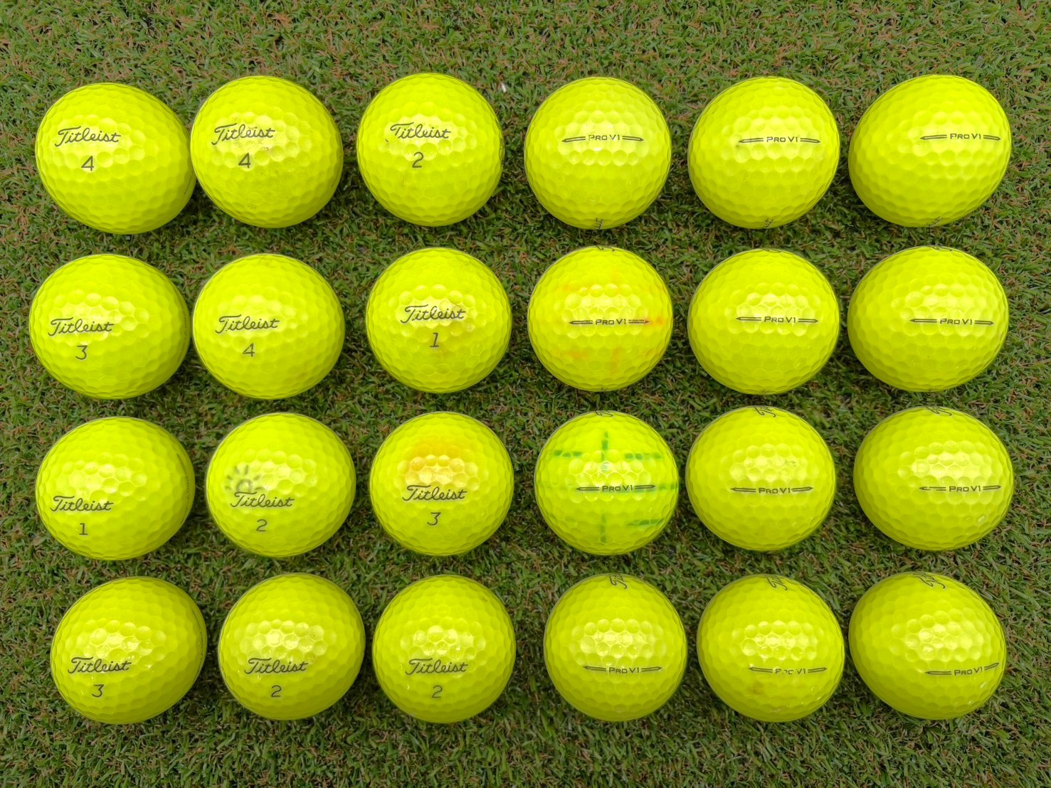 タイトリスト PRO V1 (23年) イエロー　24球　特価【品質★★】