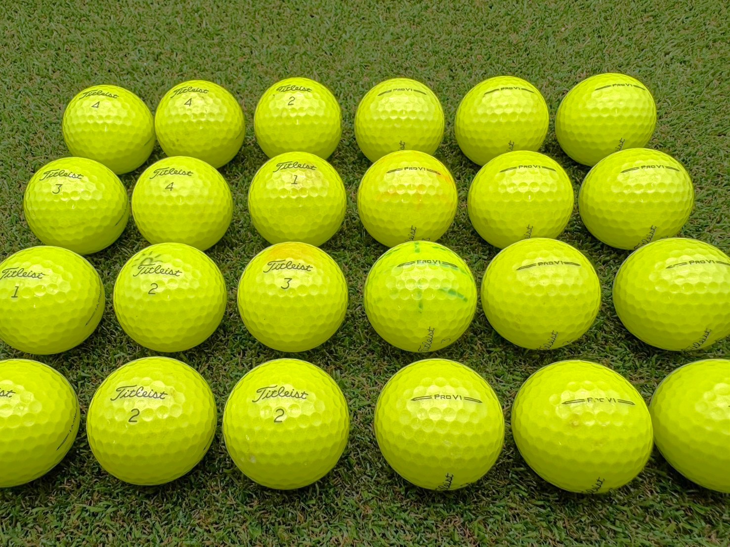 タイトリスト PRO V1 (23年) イエロー　24球　特価【品質★★】