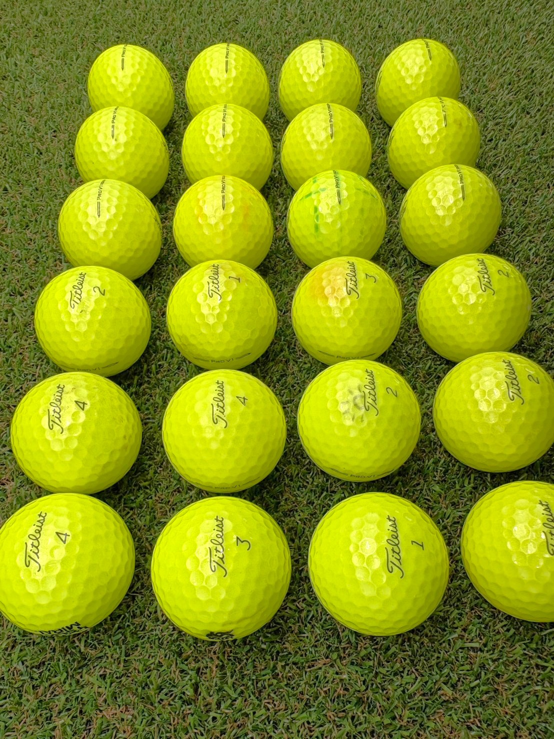 タイトリスト PRO V1 (23年) イエロー　24球　特価【品質★★】