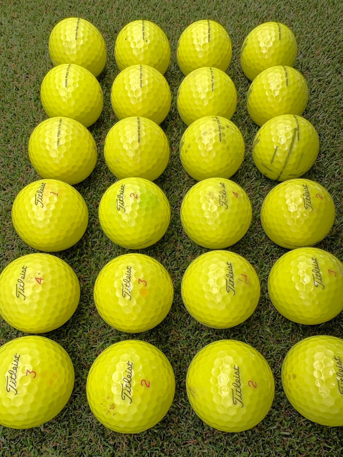 タイトリスト PRO V1x （23年）イエロー 24球 特価【品質★★】