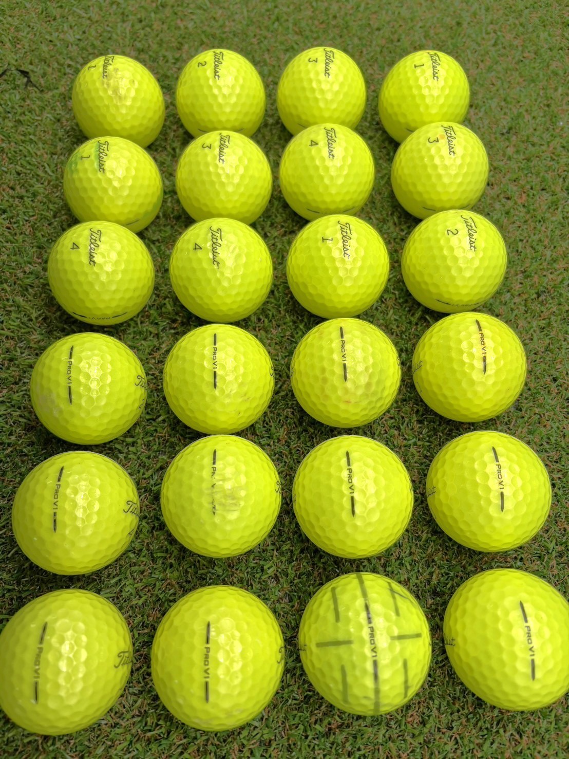 タイトリスト PRO V1 (2025年)イエロー 24球【品質★★】