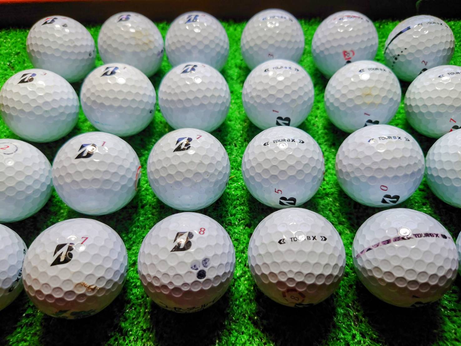 ブリヂストン TOUR B X ２４年　24球 特価【品質★★】