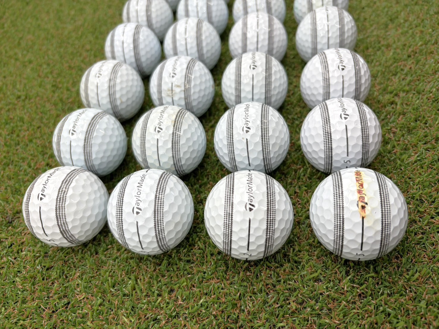 テーラーメイド TP5 ストライプ（2024年）24球【品質★★★～★★】