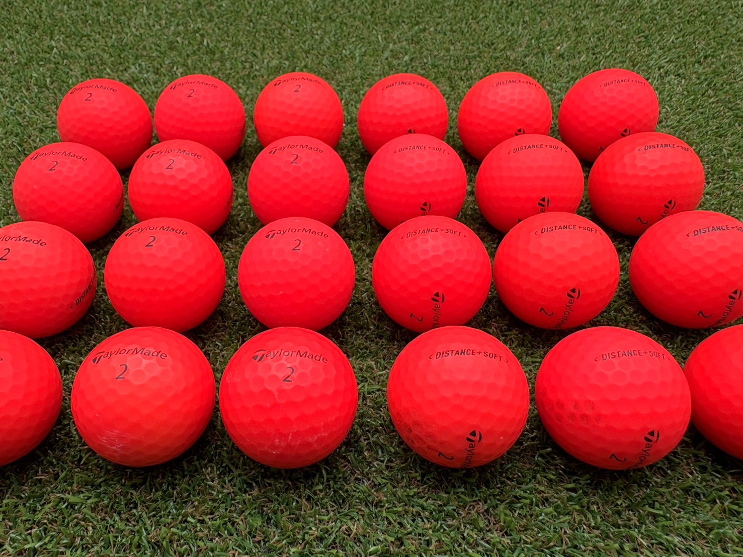 テーラーメイド ディスタンスソフト マッドカラー レッド 24球【品質★★★～★★】