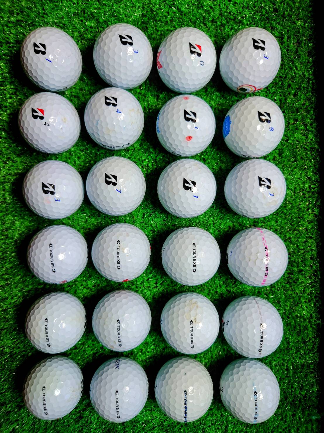 新年大特価　ブリヂストン TOUR B XS ２４年 24球　【品質★★】