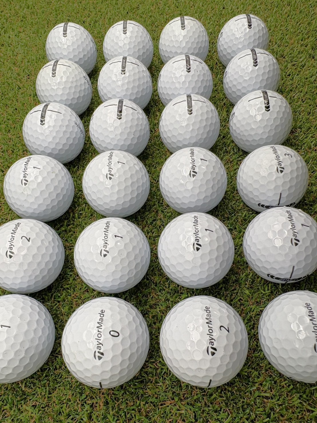 テーラーメイド ディスタンス+ 2025 白色 24球【品質★★★~★★】