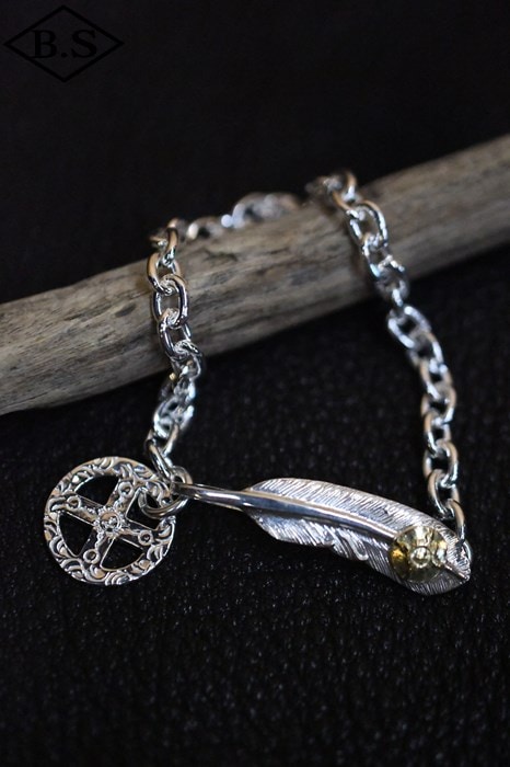 ファーストアローズ フェザー K18付き チェーン付き