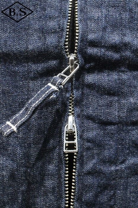 IRON HEART アイアンハート　デニム ベスト 4ポケット IRON HEART/アイアンハート】より21ozエクストラヘビー黒鎧