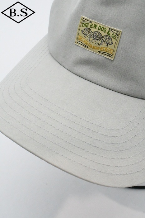 帽子 BIG BRIM M STYLE CAP - Black D-01013 NEW ARRIVALS] D-01013/BIG M STYLE CAP フロントが1枚から成形