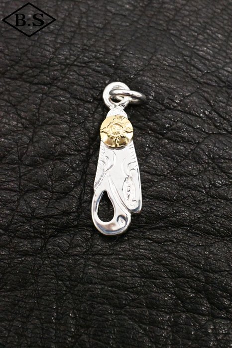 First Arrow's シルバーペンダント Amazon | [ファーストアローズ] 透かしマーク付メタル