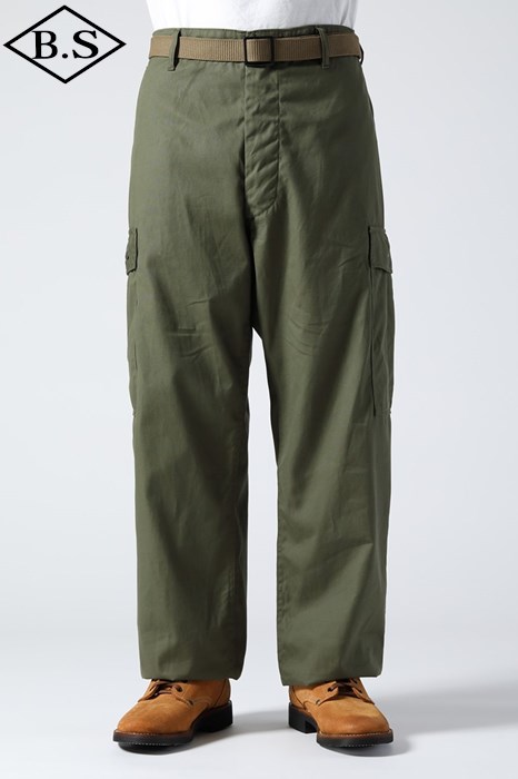 Buzz Rickson's チノパン 32 バズリクソンズ ミリタリーパンツ BUZZ RICKSON'S（バズリクソンズ） 】 チノパン [ BUZZ