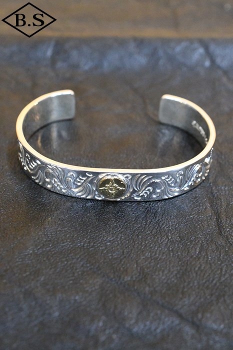 ファーストアロー K18付 平打12mmカラ草彫りバングル アイテム別