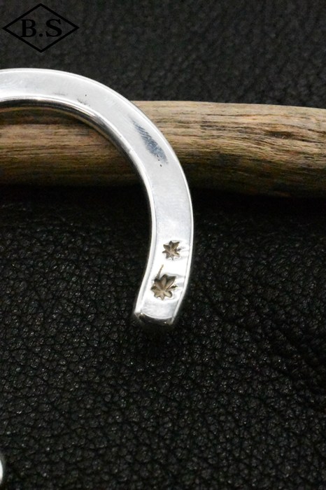 ブランド別 / インディアンジュエリー INDIAN JEWELRY 小物 バングル
