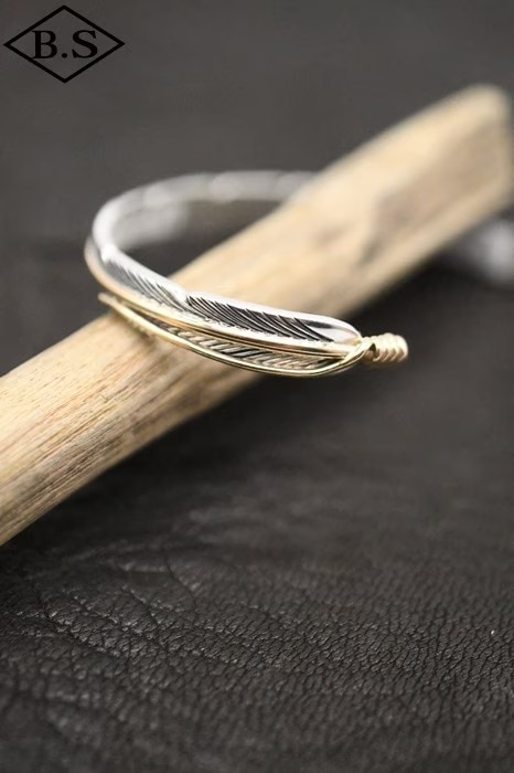 小物 / インディアンジュエリー INDIAN JEWELRY フェザーバングル