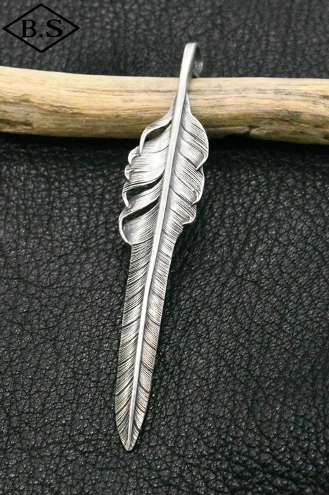 WEST RIDE NARROW FEATHER CAST　SILVER すべての商品 / ウエストライド WESTRIDE 小物 ペンダントトップ