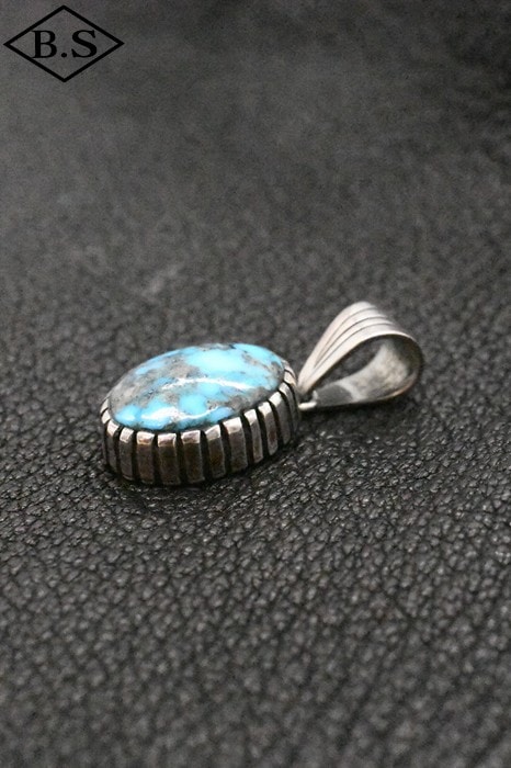 アクセサリー / インディアンジュエリー INDIAN JEWELRY ペンダント