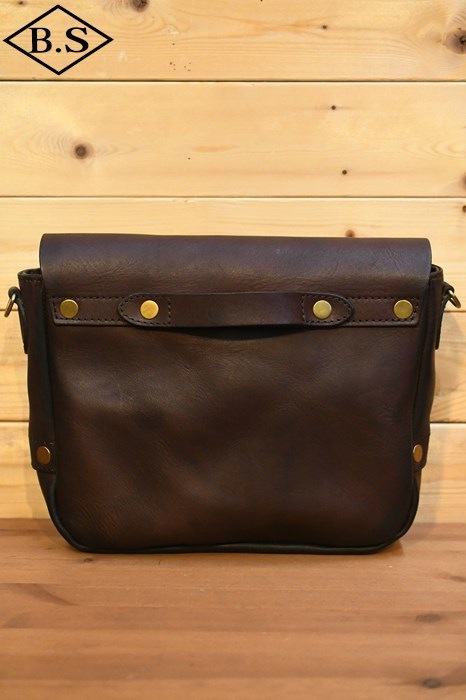 値下げ可能 VASCO USMAIL メッセンジャーバッグ LEATHER POSTMAN MINI SHOULDER BAG (USMAIL)【vasco OLDOIL