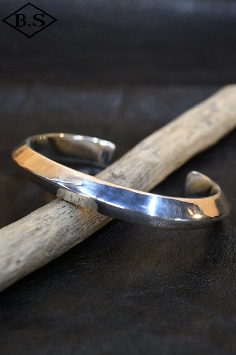 ファーストアローズターコイズバングルMサイズ