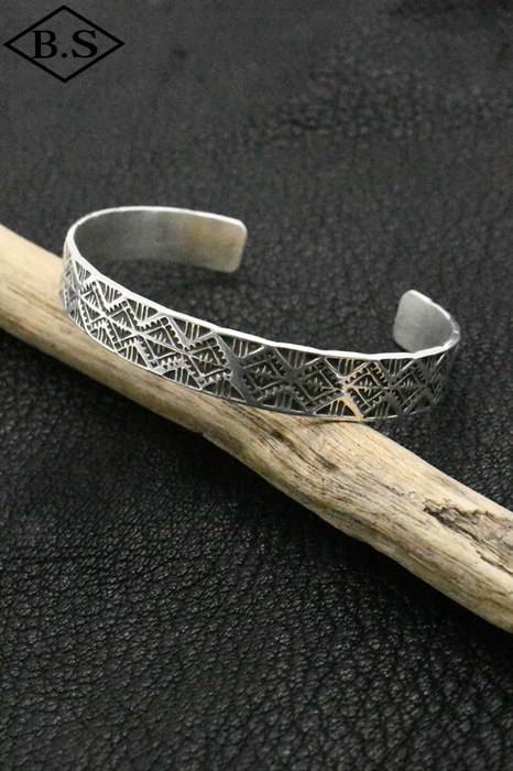 ブランド別 / インディアンジュエリー INDIAN JEWELRY 小物 バングル