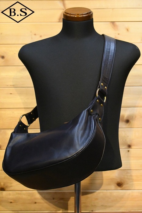 OPUS INCEPTION ホースハイドバナナバッグ オーパス インセプション 楽天市場】OPUS INCEPTION オーパス インセプション [IPHSB-03] HORSE