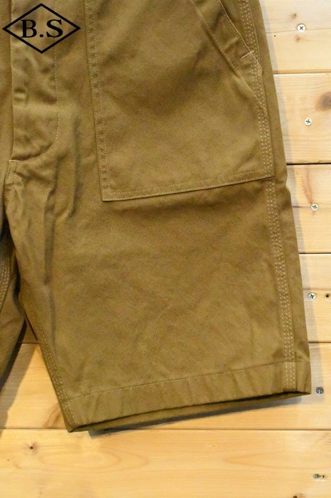 美品 DX100D DELUXEWARE デラックスウエア ハーフパンツ 34 美品 DX100D DELUXEWARE デラックスウエア ハーフパンツ 34