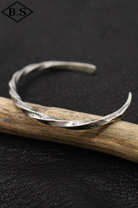 ブランド別 / インディアンジュエリー INDIAN JEWELRY アクセサリー
