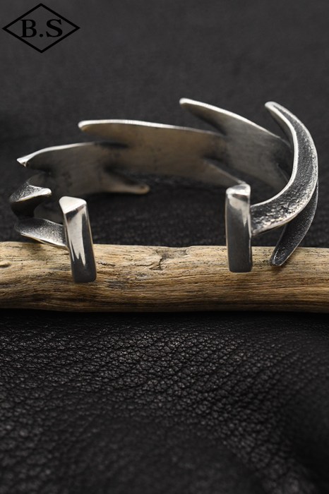 ブランド別 / インディアンジュエリー INDIAN JEWELRY アクセサリー