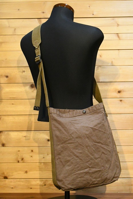 ナイジェルケーボン バッグ Nigel Cabourn 80450061000 MAIL BAG メールバッグ カーキ