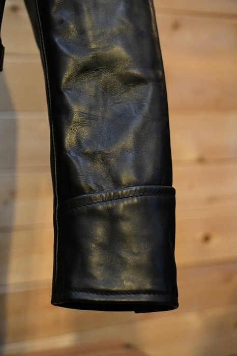 極美品 エアロレザー ハーフベルト ブラック 42