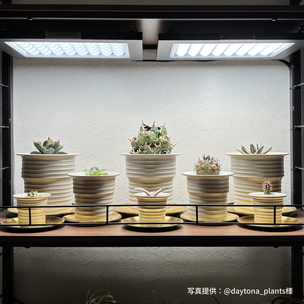 ��ROKI-350�ۥѥͥ뷿��Ĵ�� �ɿ���� IP65���̤Ƕ������礭����Ƥ�����ϡÿ����١�5300~5700K