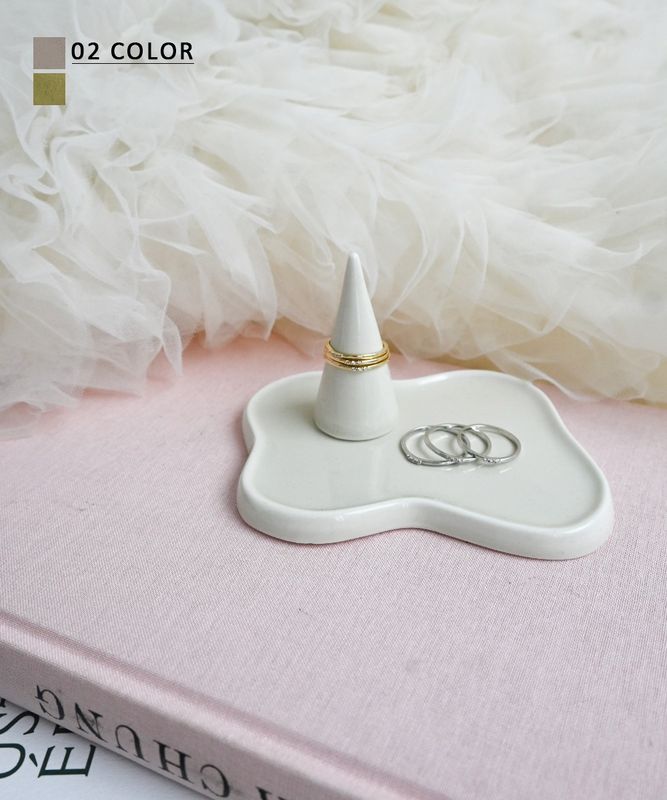 ラインモチーフリング【ネコポス便可】