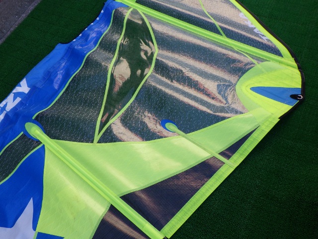 2019 ������������ ����5 EZZY TAKA 4.7m2  (���/USW-867��