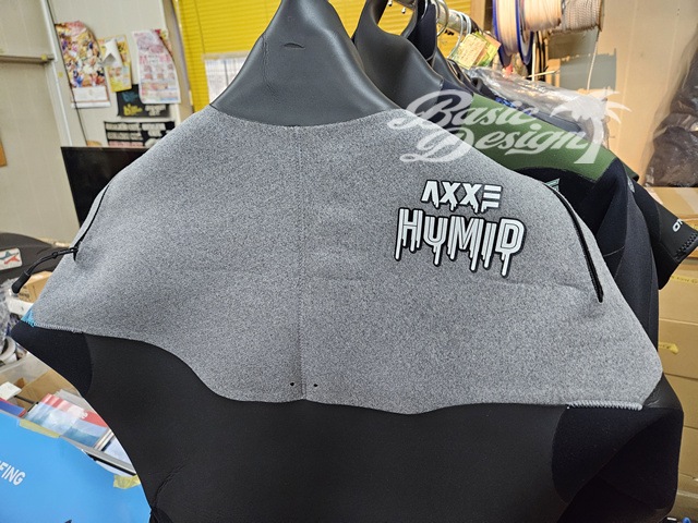 2020-21 ���å��� �ϥ��֥�å� �桼���å� ���ߥɥ饤AXXE HUMID HYBRID U-ZIP ������LB �����/UWET-012��