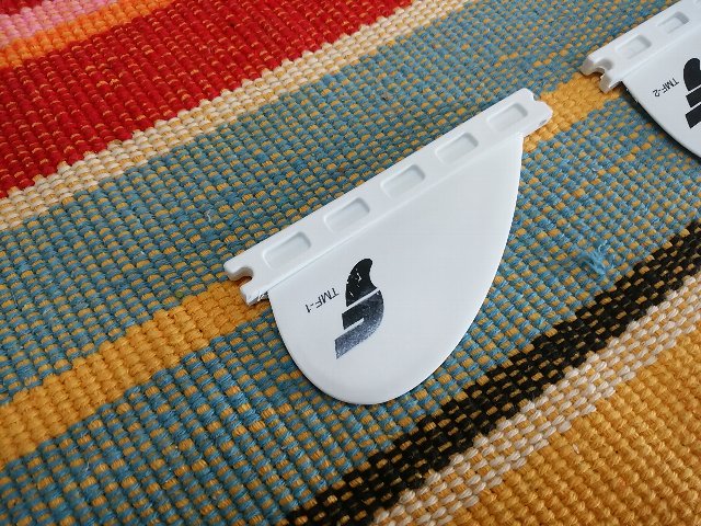 2017 �ե塼���㡼�ե��� FUTURE FINS THERMO TECH MID FIN �ʥ֥������ե��� ��new��